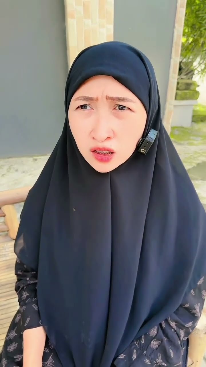 AINUN HAMIL BUNDA ?