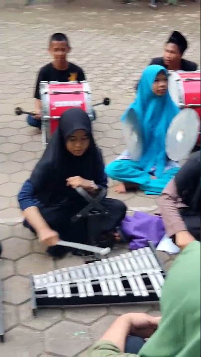 Lagu Kopi Dangdut pada latihan Drumband Santri Sabilurrahim Mekarsari Cileungsi Bogor