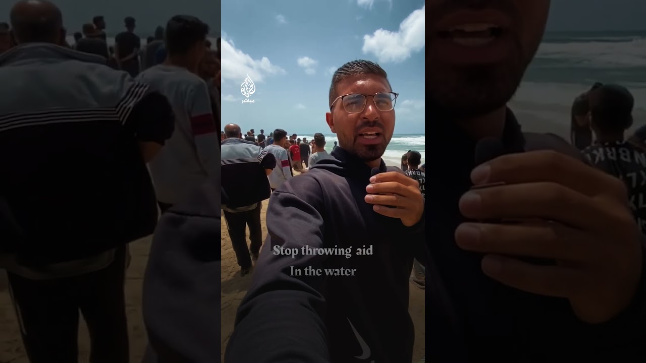 شاب فلسطيني يوثق معاناة سكان غزة في الوصول إلى المساعدات المُلقاة في البحر