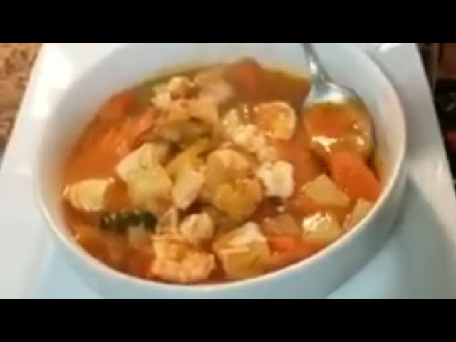 Caldo de Pescado y Camaron (Seafood Soup) - La Piña en la Cocina