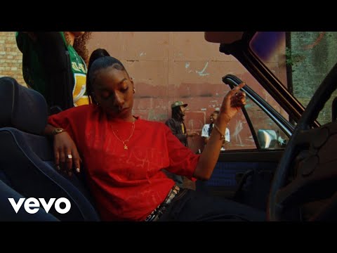Nia Smith - Personal (Official Video) auf YouTube ansehen