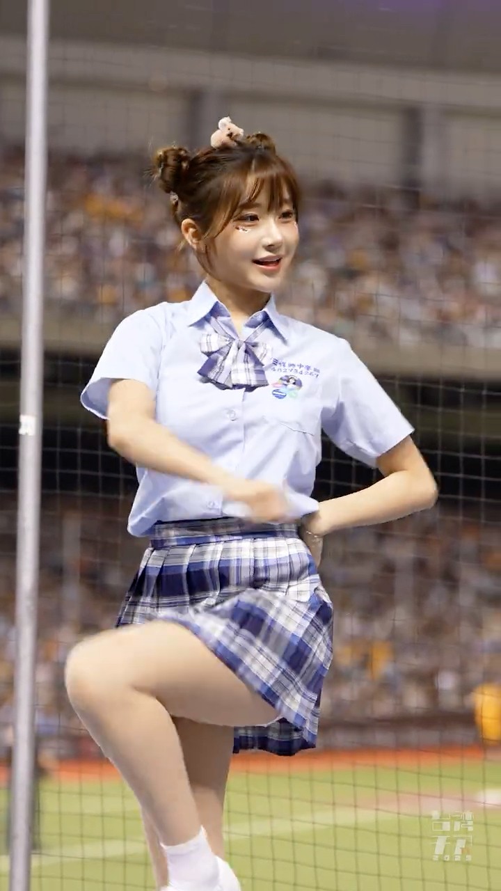 制服で”我要全部