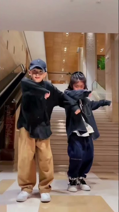 Bombastic dance by tian zhi wen boys