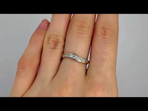 Каблучка срібна жіноча з золотом БС2008 вставка білі фіаніти ширина 3 мм розмір 17, видео 1