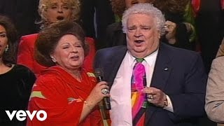 Video thumbnail of "Bill & Gloria Gaither - O Come, Angel Band [Live]"