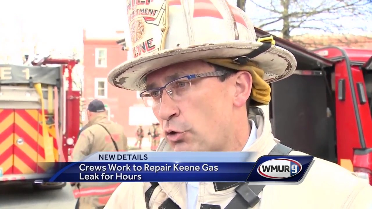 Crews work to repair Keene gas leak for hours - YouTube