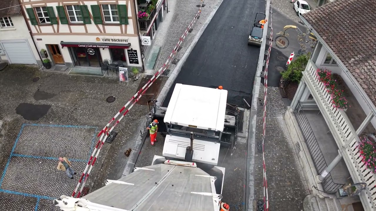 2025-07-15 Belagseinbau am Bärenplatz, Neuengasse