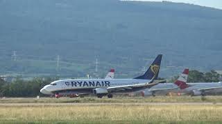 UNUSUAL TAKEOFF! || Ryanair departing on runway 22 in Bratislava - departure above the city center