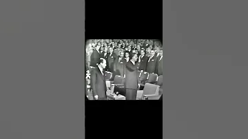 لحظة دخول الرئيس جمال عبد الناصر إلى حفل أم كلثوم عام 1965 