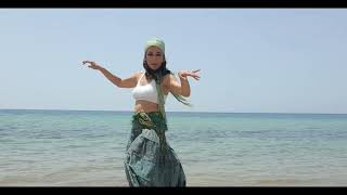 Tsifteteli Kamba Dance || Greek Gypsy Dance Resimi