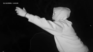 CB Triz – Talkin To Me | Street Visual