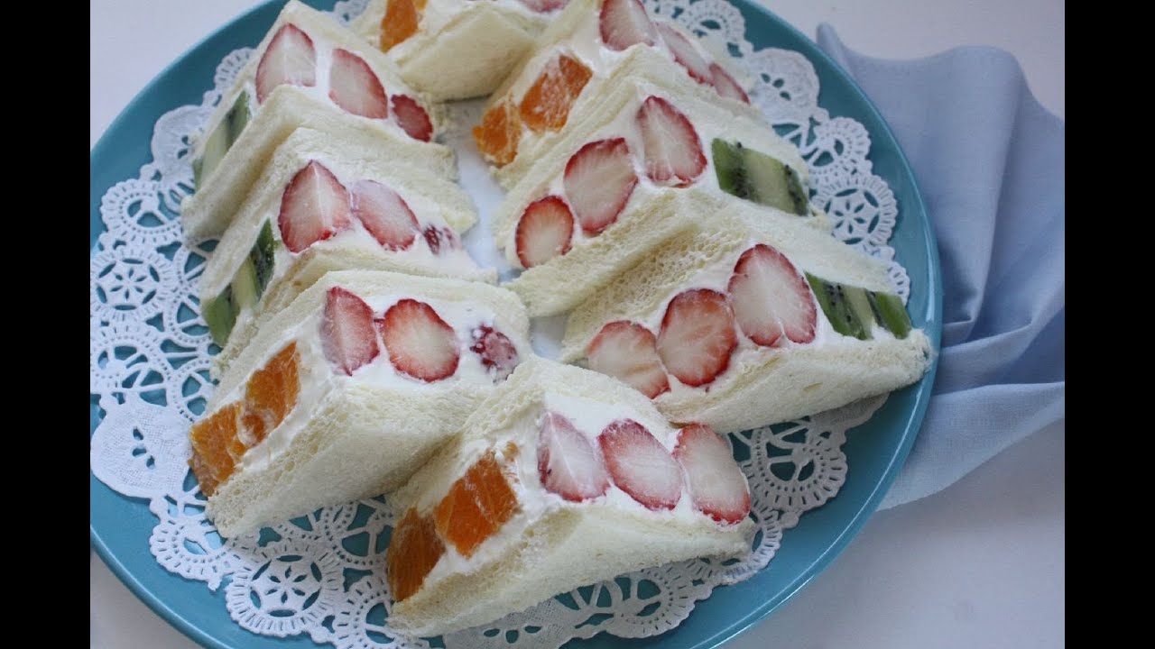 Fruit Sandwiches  デパ地下みたいなフルーツサンドイッチ