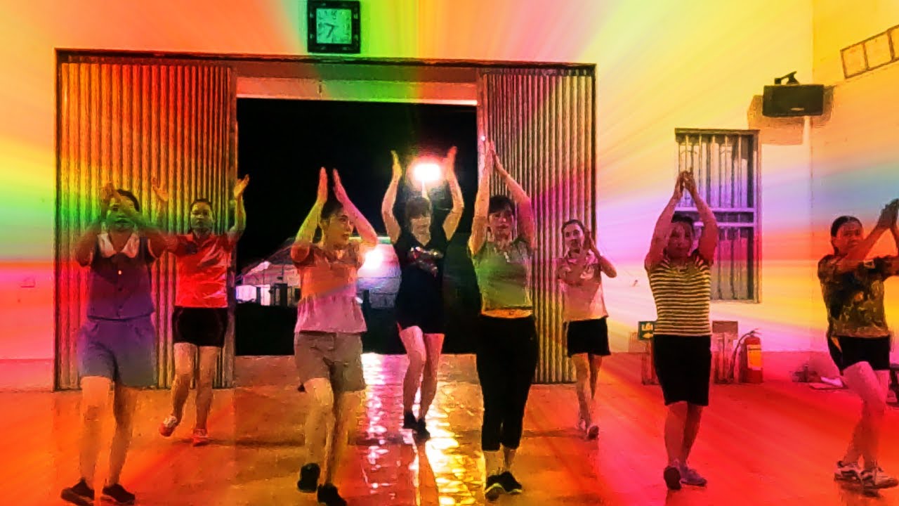 Tập nhảy 20 bước nhạc Hoa