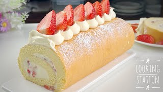 Fluffy, Moist Strawberry Swiss Roll Cake Recipe | How to Make Swiss Roll