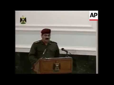 العقيدالركن غازي حسين رضوان في حضرة الرئيس العراقي صدام