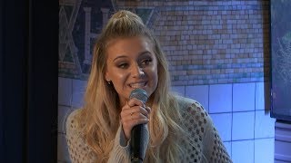 Kelsea Ballerini Says Meeting Fiance Changed Her Life Im A Lot More Sane Now
