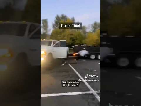 Trying to Sell Stolen Trailer #pdxstolencars #stolen #theft #trailer #youtubeshorts #youtube