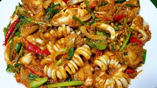 1002 ทะเลผัดผงกะหรี่​ ทะเลแน่นๆ​ ผัดผงกะหรี่หอมๆ​ Stir Fried Seafood with Curry Powder