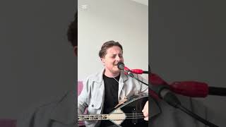 Cehenneme kadar yol verin gitsin Emre ilhan canlı performans