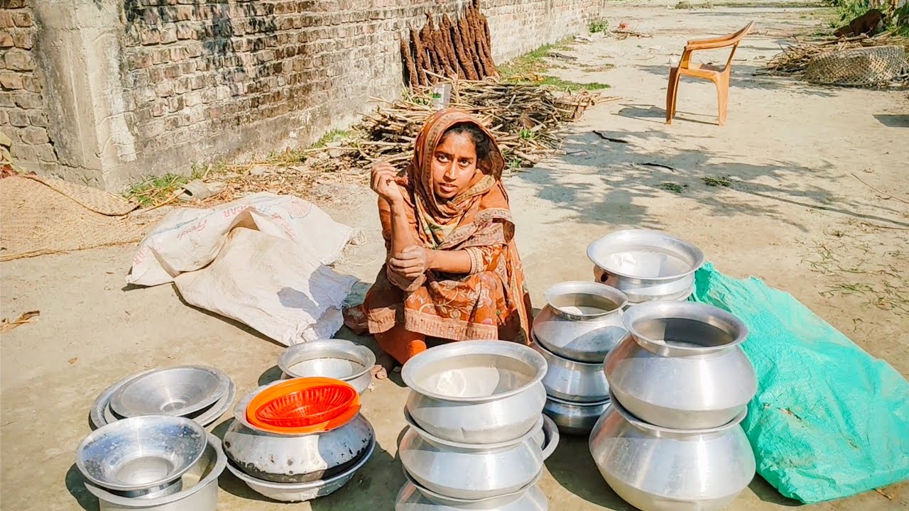 আম্মুর রেখে যাওয়া হাড়ি পাতিল দেখে অবাক নুরজাহান?