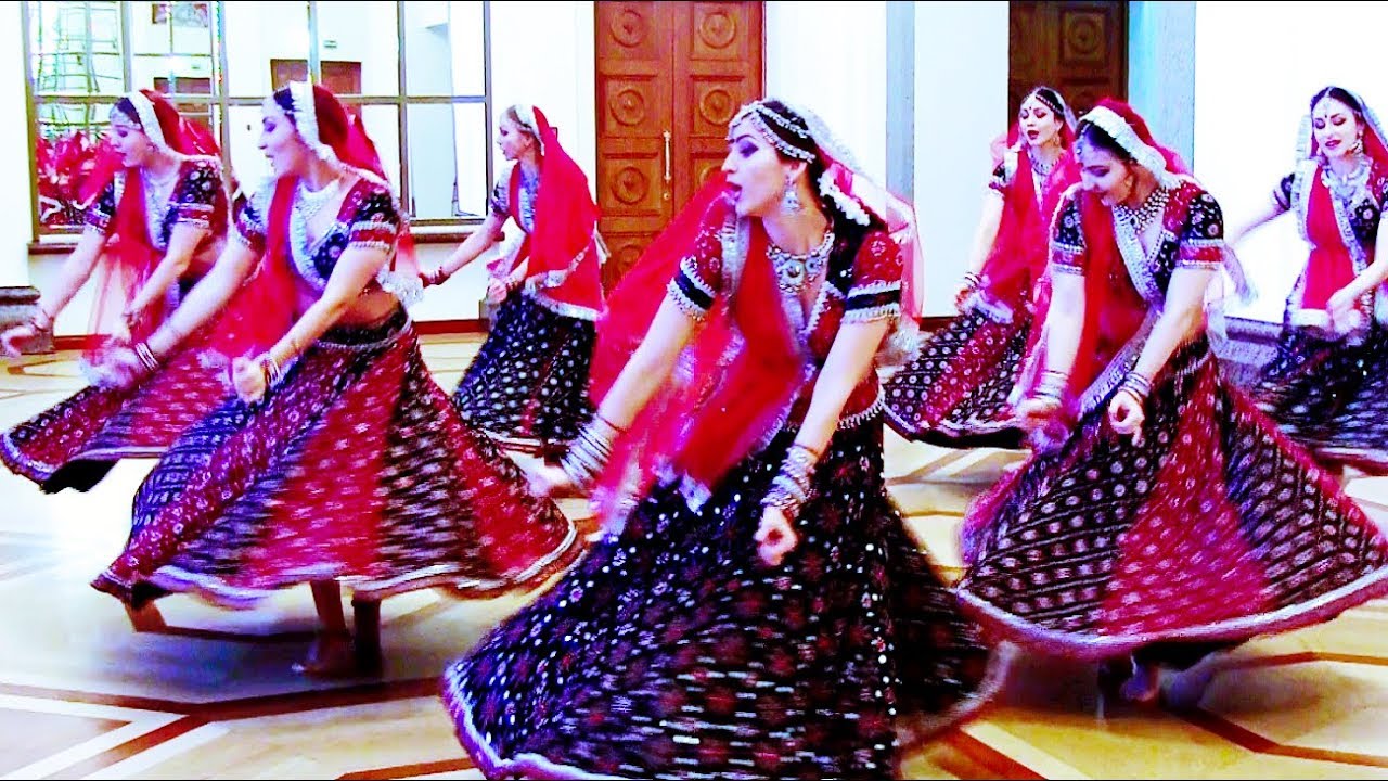 Ghoomar  Padmaavat  Indian Dance Group Mayuri  Russia  Petrozavodsk