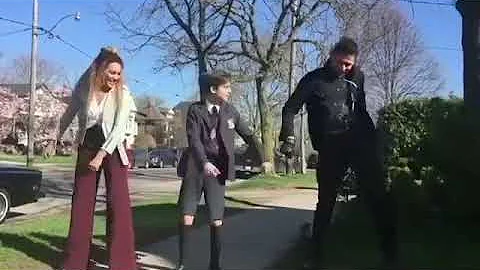 Emmy Raver-Lampman, Aidan Gallagher learn how to "...
