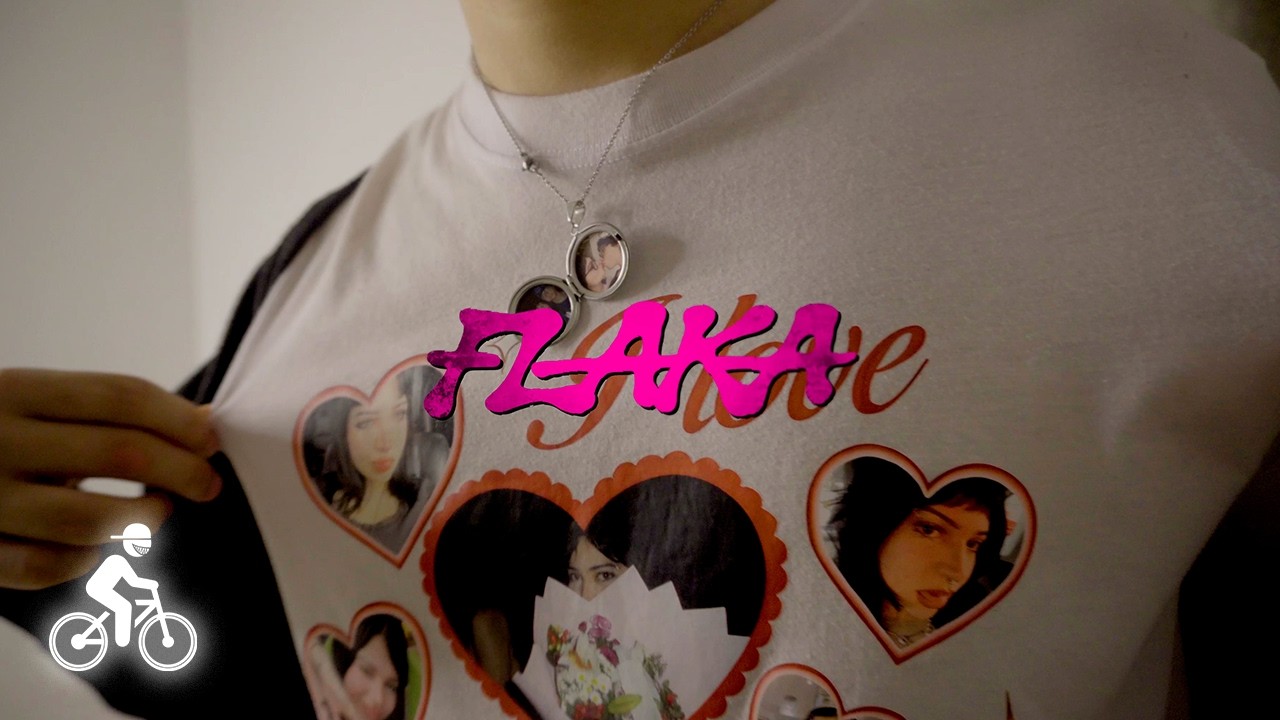 Guarda CLOUDBOI, SICKBOI - FLAKA (Vfx. @jalexx19k) su YouTube Guarda CLOUDBOI, SICKBOI - FLAKA (Vfx. @jalexx19k) su YouTube