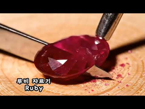 Breaking Glass Perfectly – Cutting ASMR