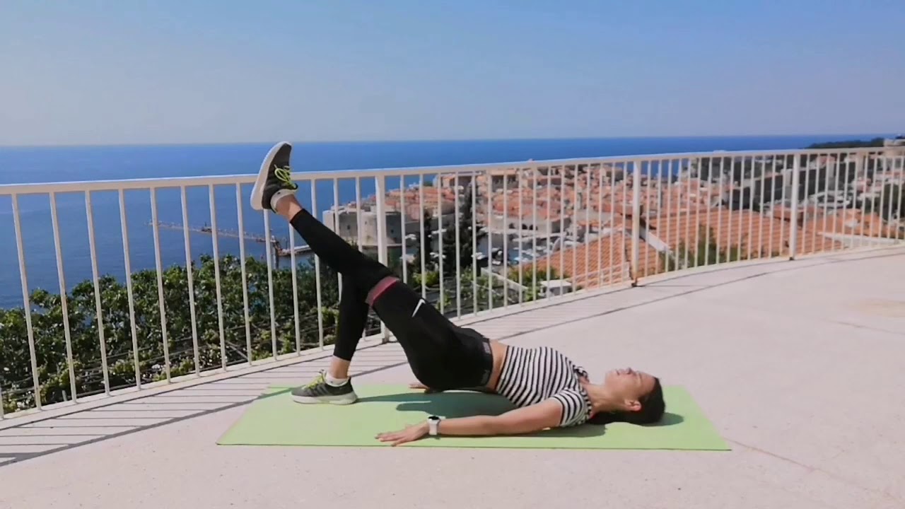 #OSTANIDOMA Vježbajte s Lukrecijom, pripremila je trening za donji dio tijela! 7 YouTube player