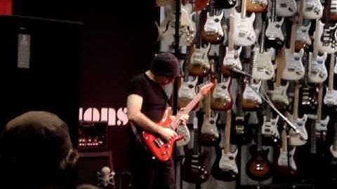 Joe Satriani "Always With Me, Always With You" Live clinic