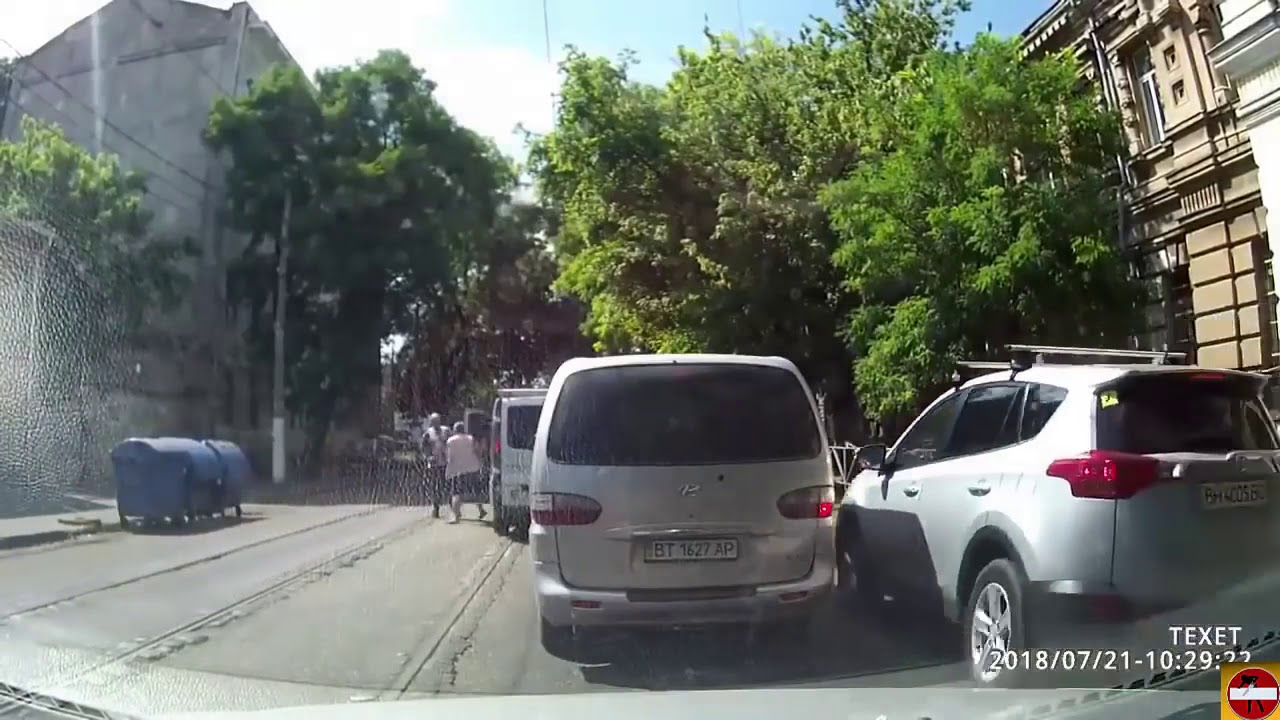 Авто разборки драки