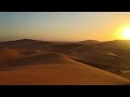 Atardecer en el desierto de Merzouga, Marruecos. Un día de viento.