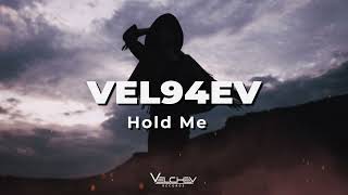 VEL94EV - Hold Me (Night Wave Beats) Resimi