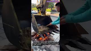 Repurposing Excavator Buckets for Mass Cooking #worker #process #engineering #innovation #foodtruck