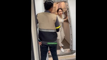 Buka Pintu Pesawat | Pramugari Super Air Jet | Bandara Soekarno-Hatta Jakarta