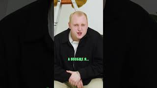 В новом выпуске Паша искренне и честно ответил на все вопросы, которые вы ему задавали #лигенды
