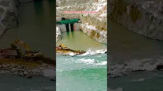 4500 MW Diamer Basha Dam - Gilgit Baltistan بھاشا ڈیم ، دریا کا پانی ٹنل کی طرف موڑنے کا کام جاری ۔