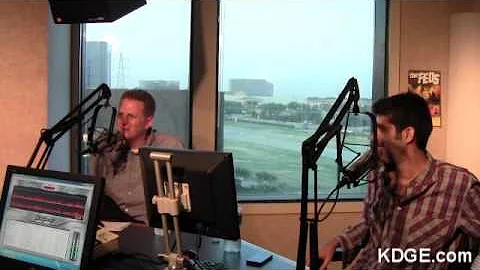 Michael Rapaport talks with Vydra on 102.1 the Edg...
