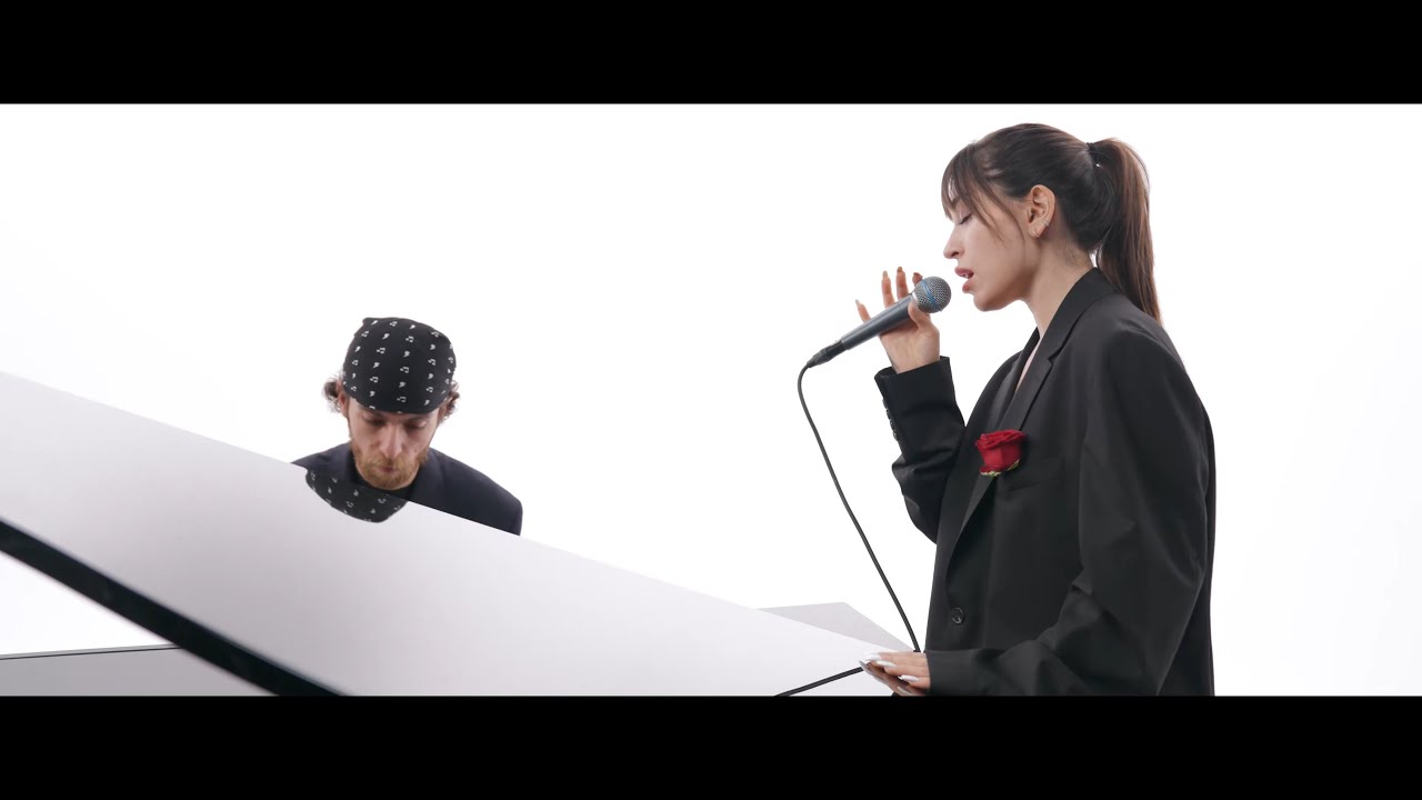 Afra - Ara Durak (Live Performance)