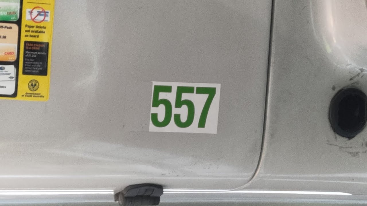 440 to Munno para Has officially broken down  No air pressure on 557 