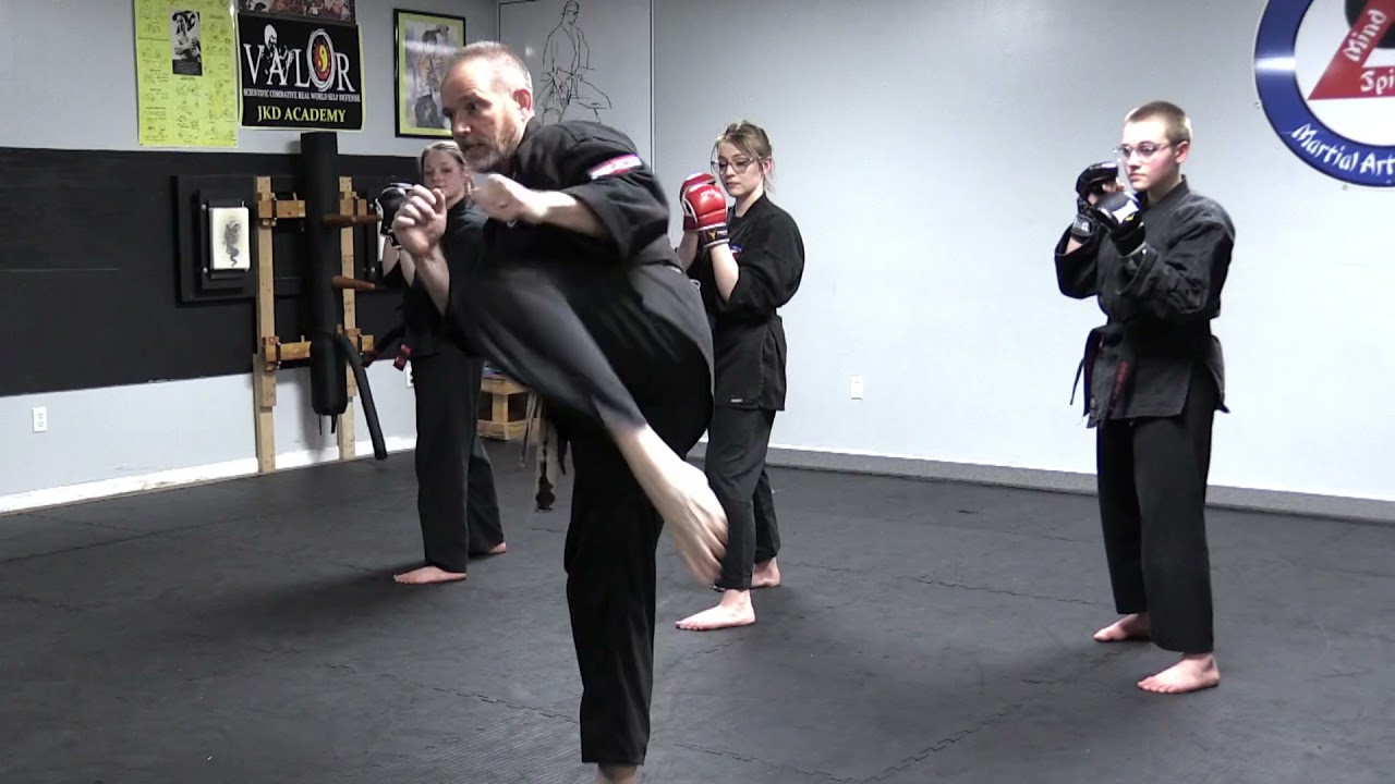 Jab, Cross, Lead Round Kick Sparring Combination C1 YouTube