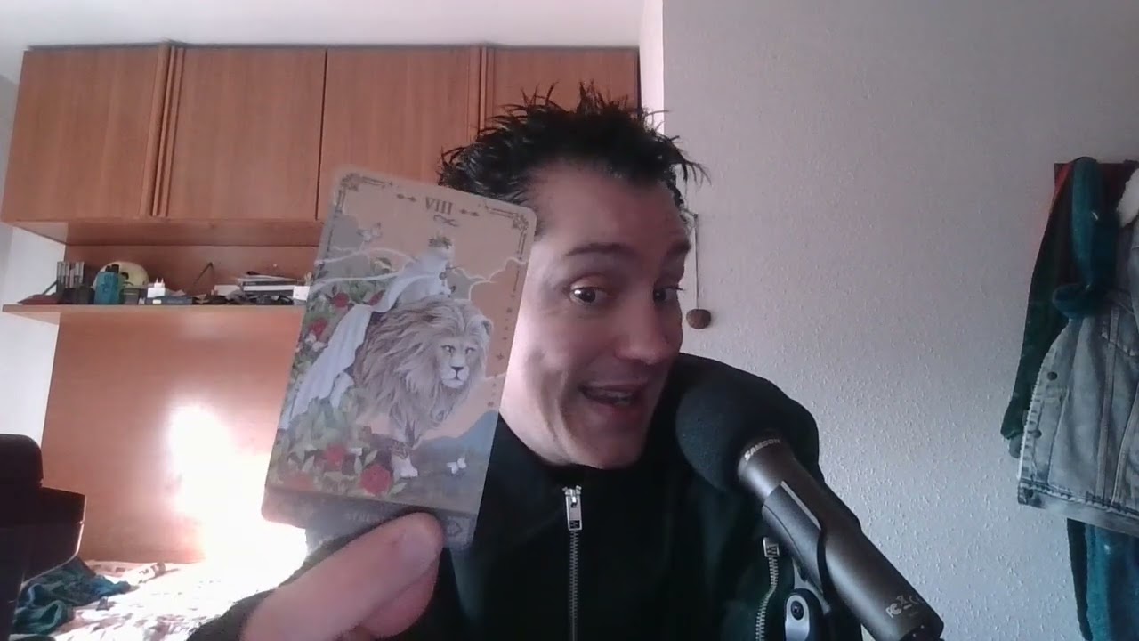 Te sorprende,te busca y te pide un encuentro para aclarar e intentar solucionar las cosas y volver!!