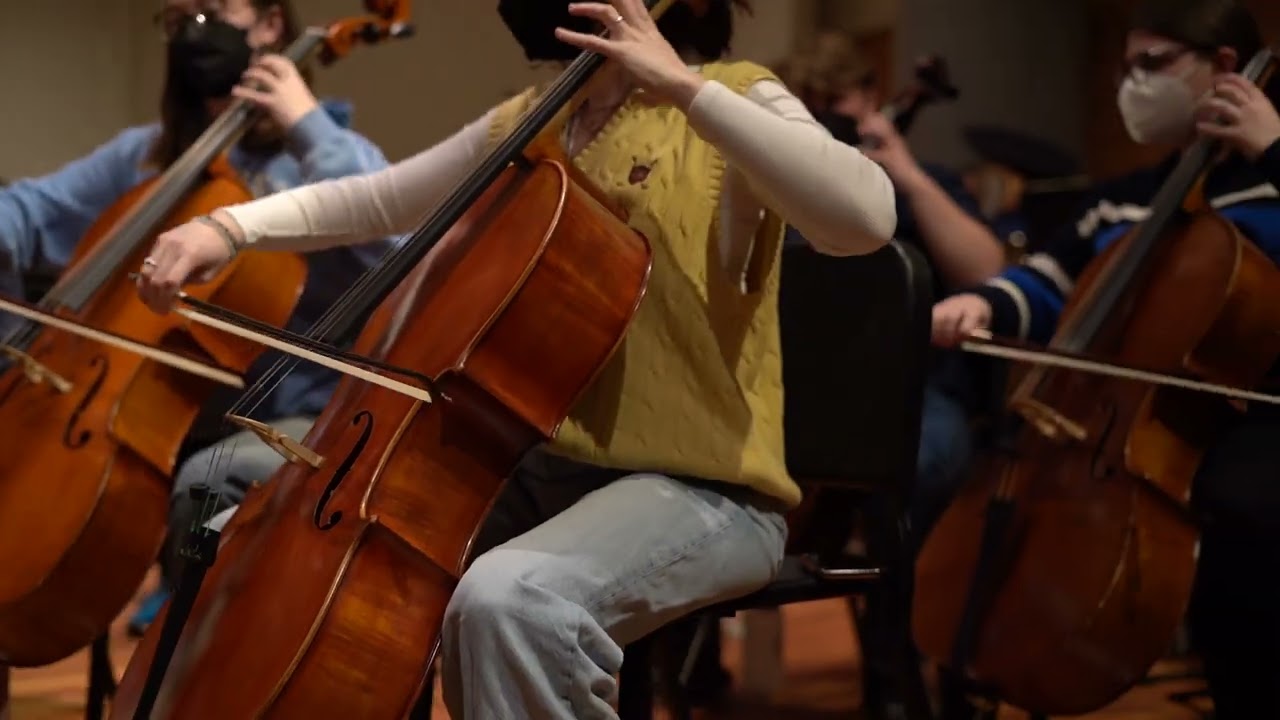 AU Orchestra and Band Play the Ukrainian Anthem