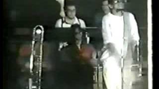 Video thumbnail of "hector lavoe- el rey de la puntualidad en (panama)"