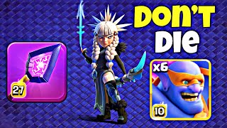 Monolith Arrow Queen Walk + Super Bowlers = EASY Triples! TH18 (Clash of Clans)