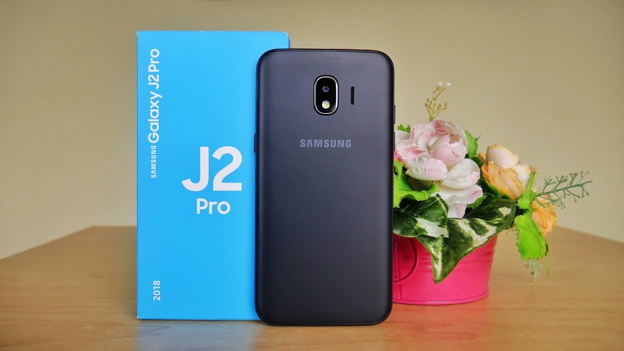 Телефон Samsung Galaxy J2