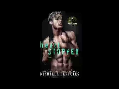 Heart Stopper: An Enemies-To-Lovers College Sports Romance Book 1 - Michelle Hercules