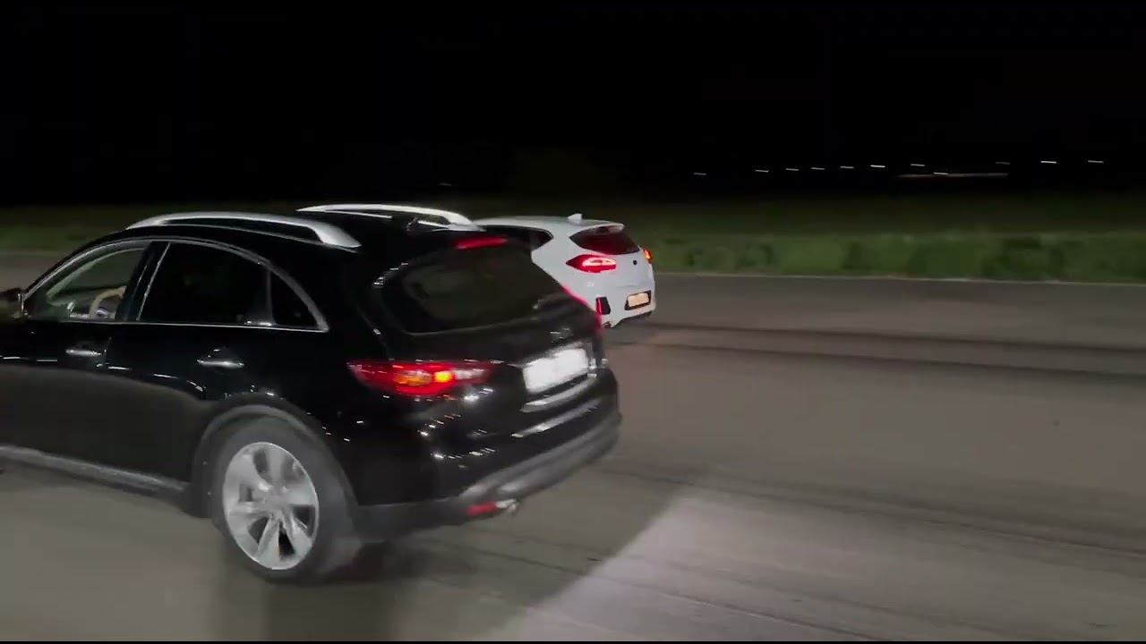 KIA Ceed GT stage 2 vs Infinity FX50S