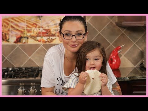 JWOWW and Meilani Make Veggie Tacos!