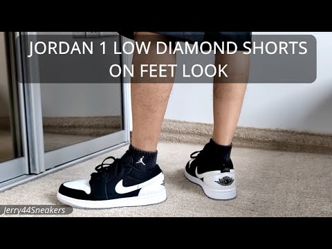 jordan 1 low on feet with shorts